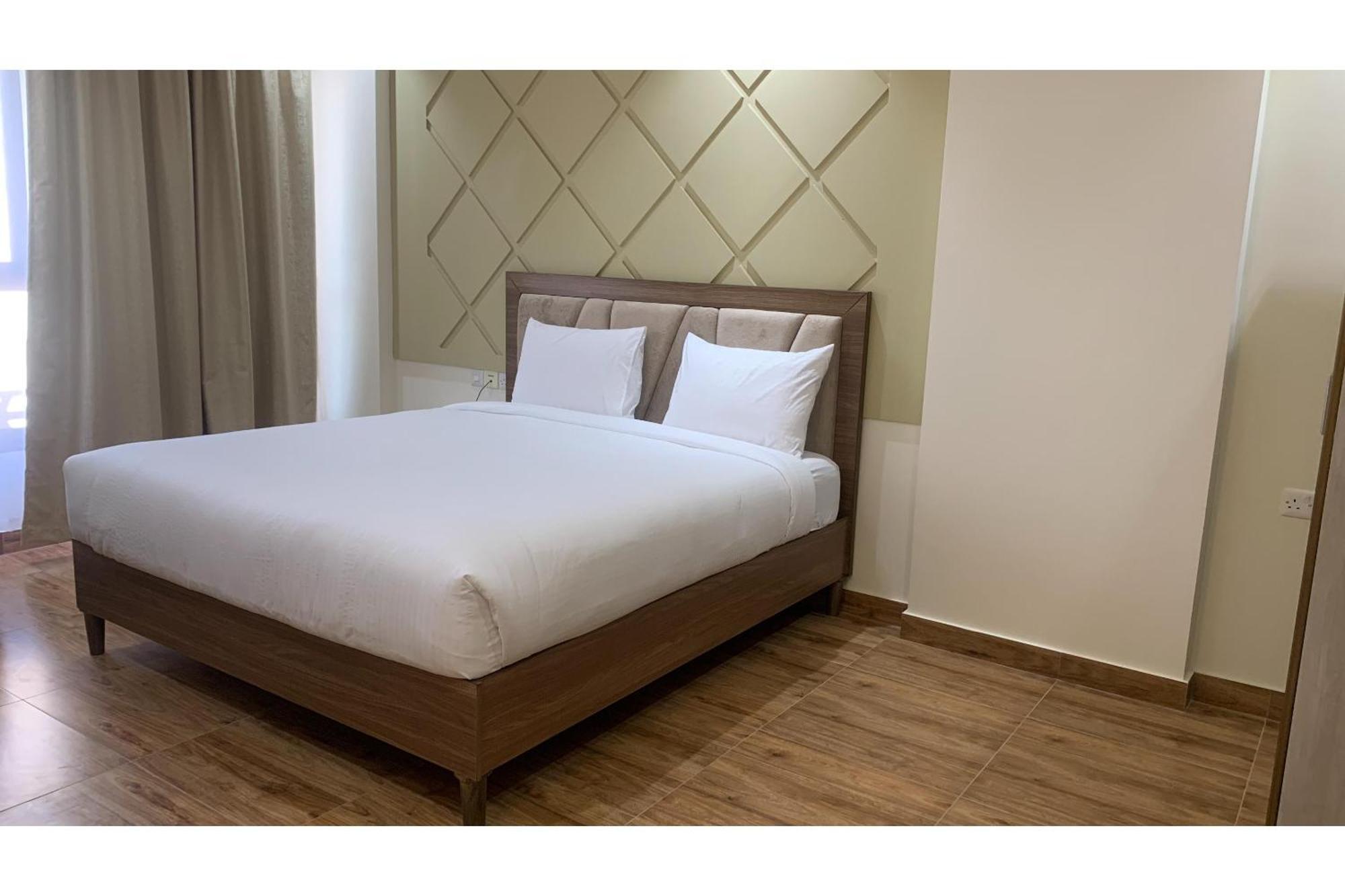 Oyo Townhouse 156 Rose 2* Masqat